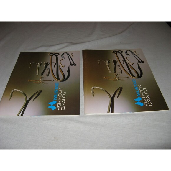 Lot Of 2 Vintage Mustad & Son Fish Hook Catalogs Auburn New York Fishing Hooks - Picture 1 of 3